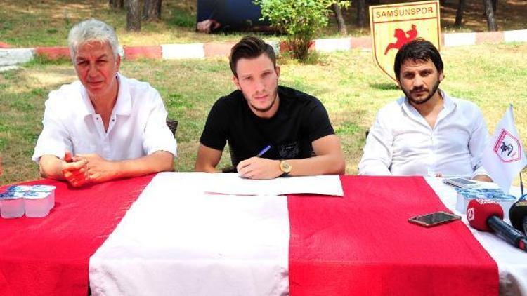 Samsunspor, Canberk ile imzaladı
