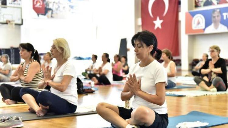 Muratpaşada Dünya Yoga Günü etkinliği