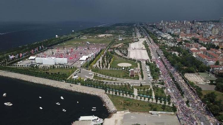 (Havadan fotoğraflar)  - Muharrem İncenin Maltepe mitingi için alanda toplanmalar sürüyor