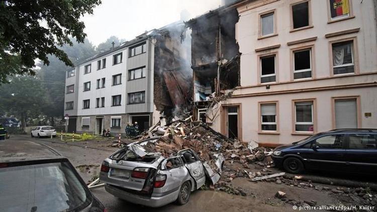 Almanyada patlama... 25 yaralı