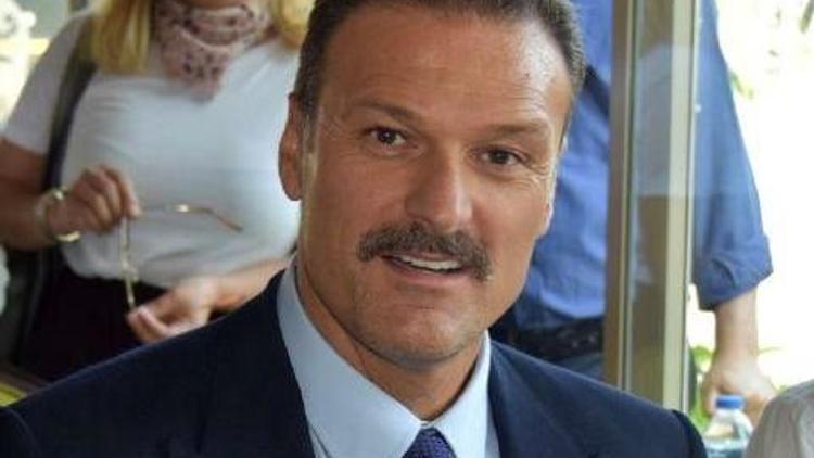 AK Parti İzmir Milletvekili Alpay Özalanın baba acısı