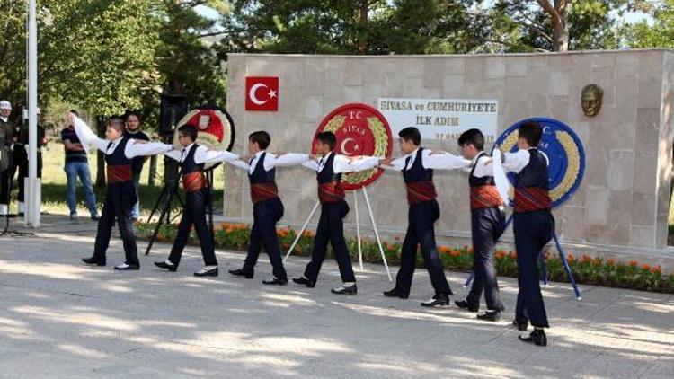 Atatürkün Sivasa gelişinin 99uncu yıldönümü kutlandı