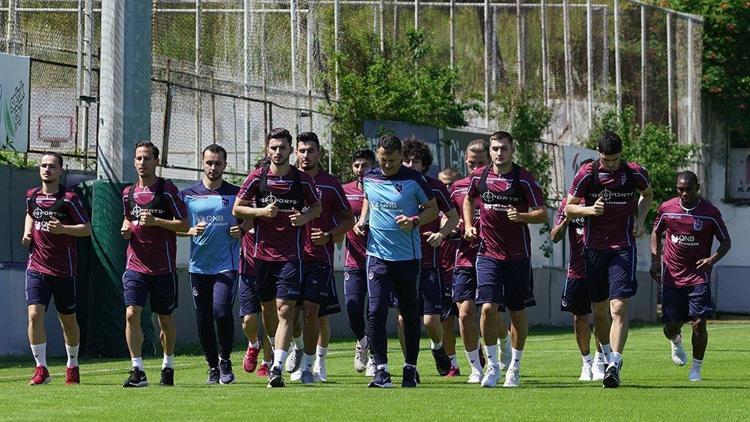 Trabzonsporda futbolcuların sağlık kontrolleri yapıldı