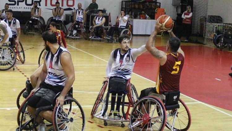 Tekerlekli Sandalye Basketbol Süper Ligi şampiyonu Galatasaray