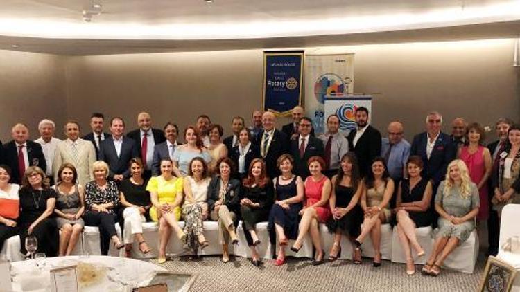 Kaleiçi Rotaryde başkan Özderin