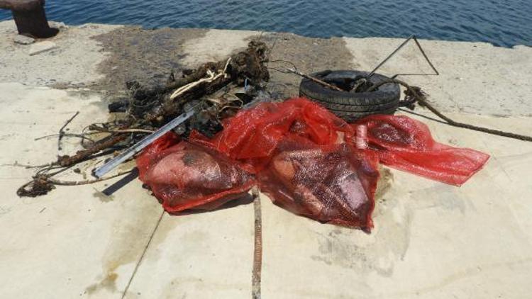 Sarosda, deniz dibi temizliğinden çıkan atıklar şaşırttı