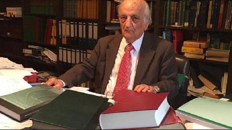 Prof.Dr. Fuat Sezgin hayatını kaybetti