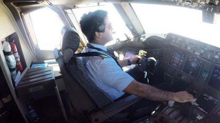 THY kaptan pilotu paraşütte 2 dünya rekoru kırdı