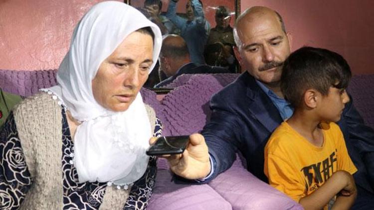 Erdoğan, Ağrı’da öldürülen bakkalın eşiyle konuştu