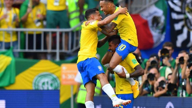 Brezilya Dünya Kupasında adını çeyrek finale yazdırdı