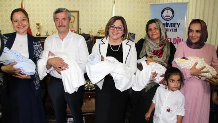 Gaziantepte beşiz bebeklerin ailesine destek sağlanacak