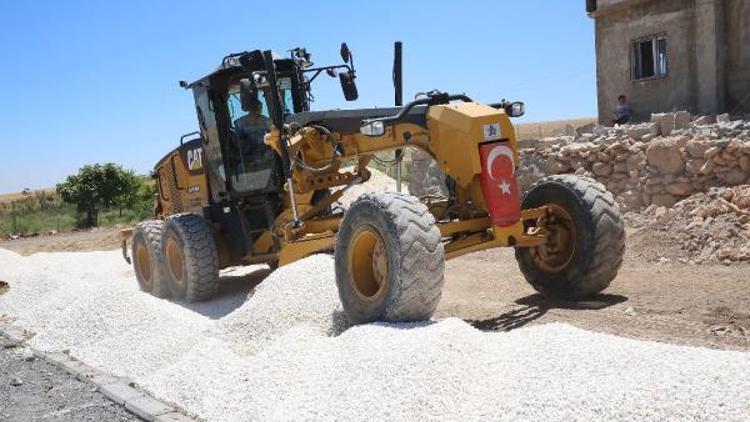 Haliliyede yol yapım çalışması sürüyor