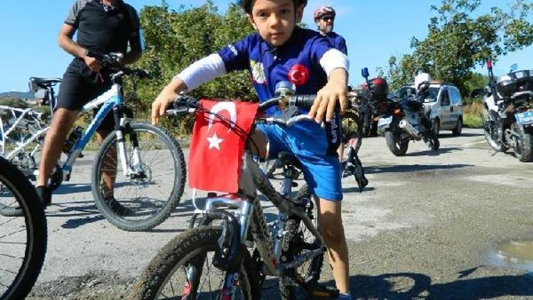 Bisiklet ve doğa tutkunları Burhaniyede buluştu
