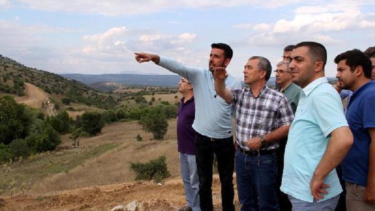 Alaşehir ve Kuladaki baraj ile gölet inşaatlarında inceleme