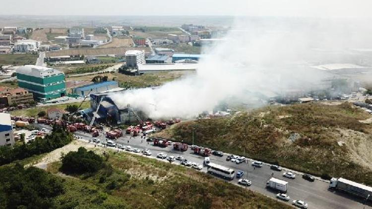 Havadan fotoğraflar // Hadımköyde fabrika yangını