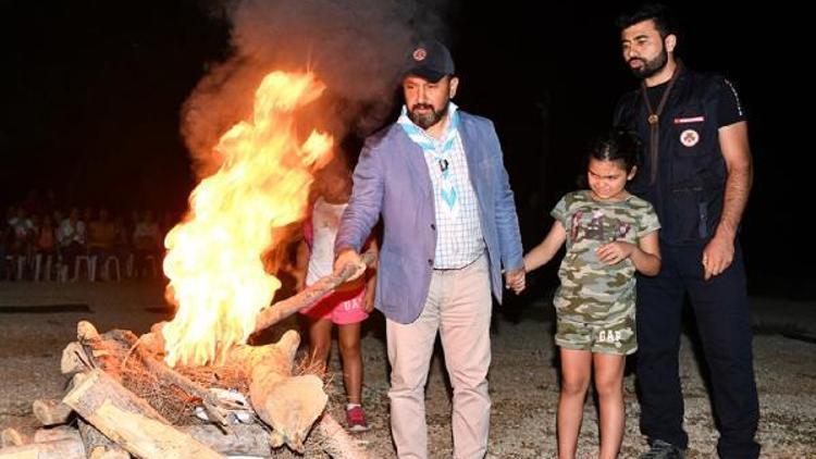 Sarıçam Belediyesi İzcilik Kampı Ateşi törenle yakıldı