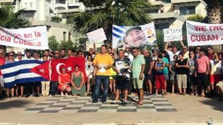 Kübada gözaltına alınan turizmci için Bodrumda özgürlük istediler