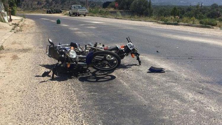 Motosikletler çarpıştı: 2 yaralı