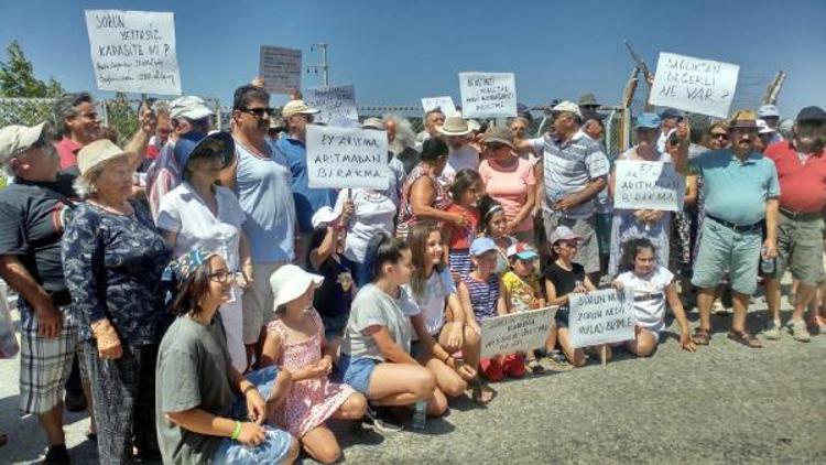 Seferihisarda mavi bayraklı plaj tartışması