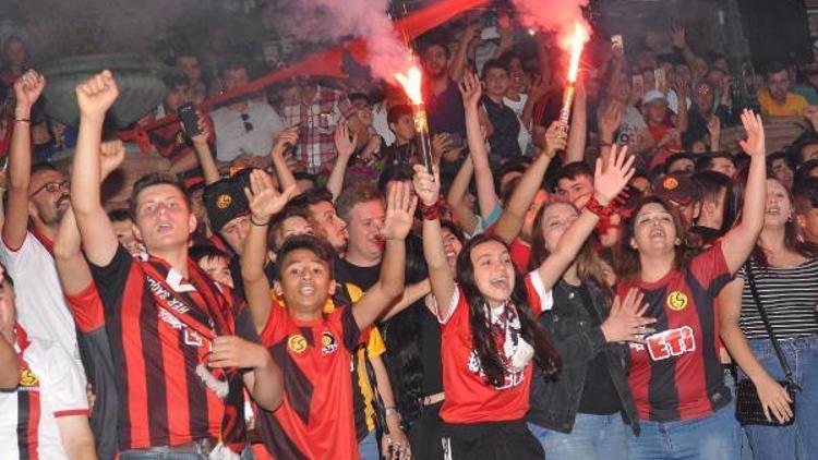 Eskişehirspor camiası, kulübün kuruluş yıldönümünü kutladı