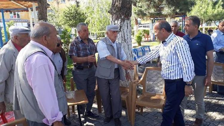 Öğretmen olarak ayrıldı, milletvekili olarak döndü