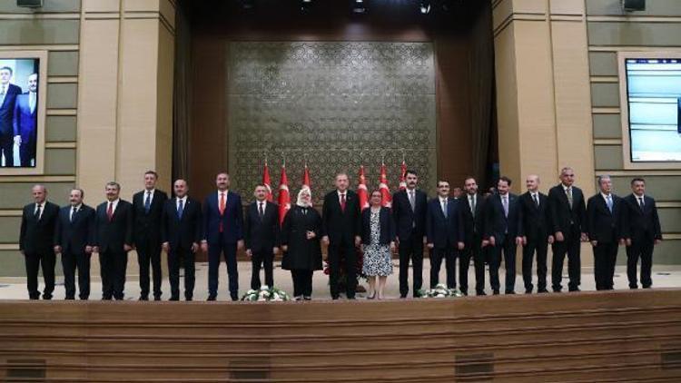 Gençlik ve Spor Bakanı, Mehmet Kasapoğlu oldu
