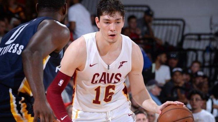 Cleveland Cavaliersı Cedi Osman sırtladı