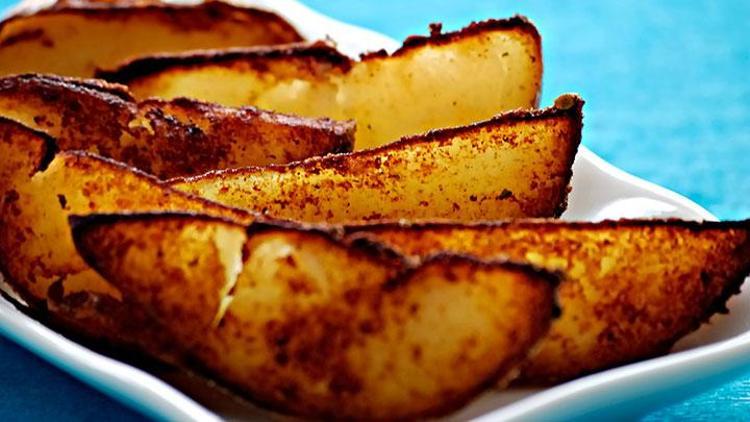 Baharatlı çıtır patates tarifi