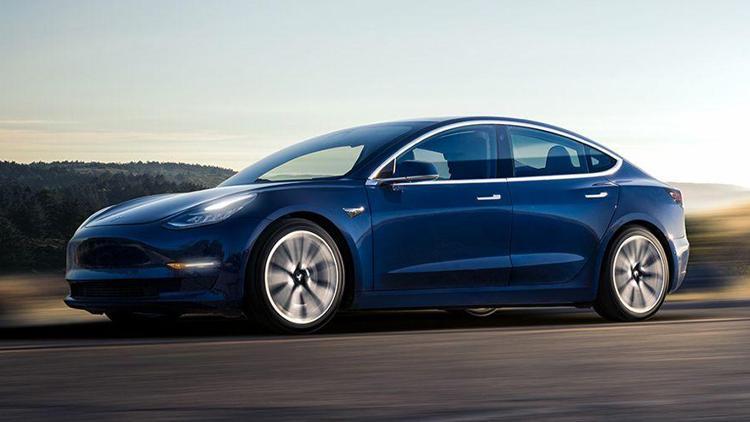 Tesla Model 3 satışları başlıyor