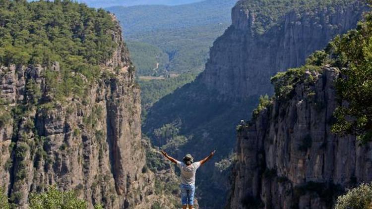 Tazı Kanyonuna kuş bakışı