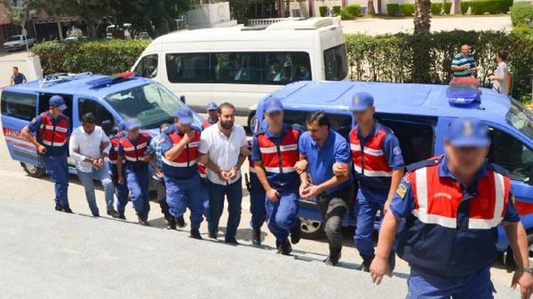 Tarihi eser kaçakçıları tutuklandı