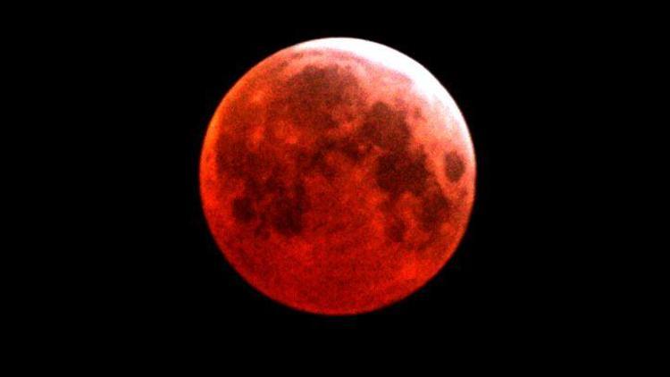 Bu ay 2 tutulma birden yaşanacak… Kanlı Ay tutulması ne zaman