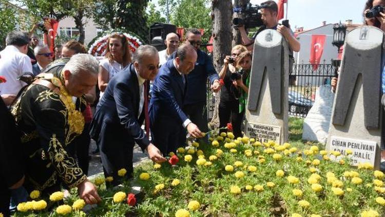 2 altın kemerli Kırkpınar ağasına, davul-zurnalı karşılama