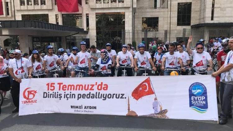 Mekedonya’dan İstanbul’a 15 Temmuz şehitleri için pedal çevirdiler