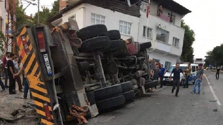 Kastamonuda trafik kazası: 1 ölü, 3 yaralı