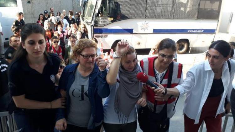 Adnan Oktara operasyon: Gözaltına alınan kadınlar sağlık kontrolünden geçirildi