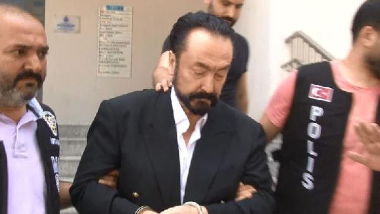 Adnan Oktar sağlık kontrolünden geçirildi