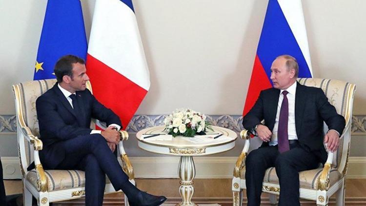 Final öncesi Macron-Putin buluşması