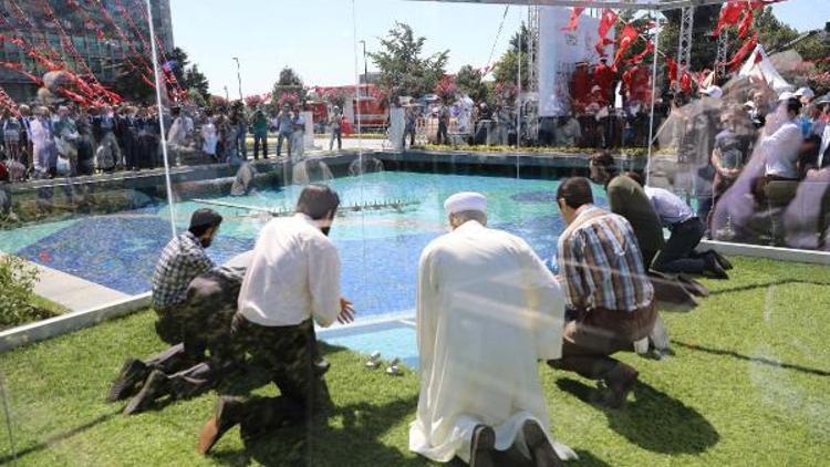 Ek fotoğraflar // Saraçhane 15 Temmuz Anıtı açıldı