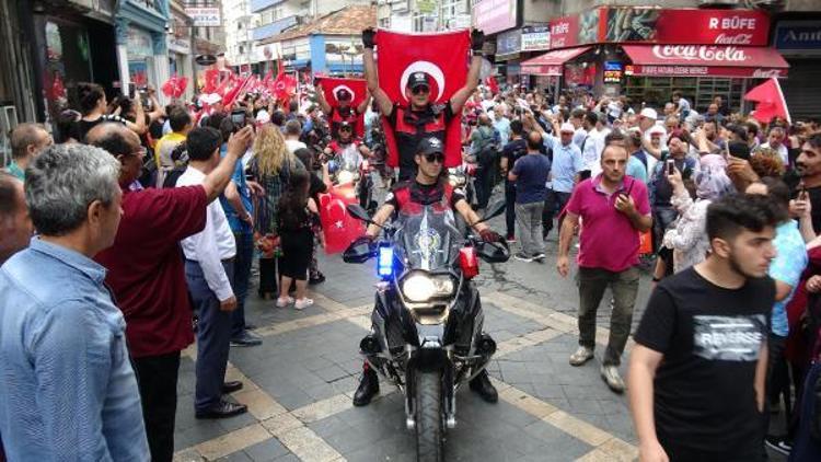 Trabzon’da 15 Temmuz’un 2’nci yıldönümünde yürüyüş düzenlendi