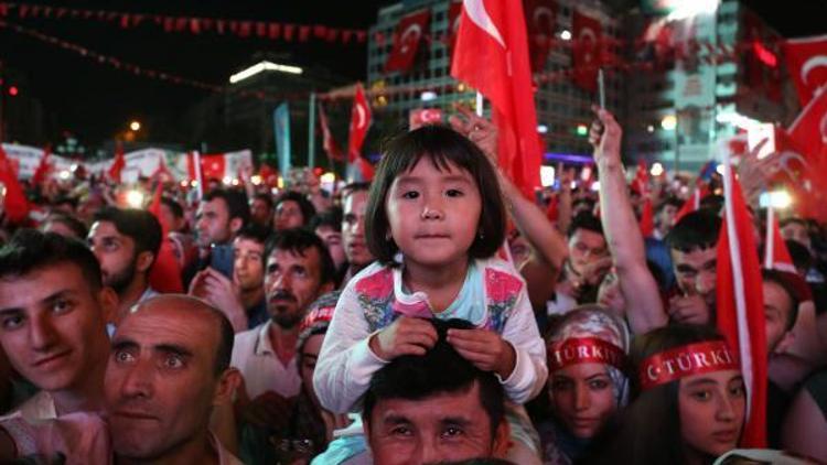 Yıldırım: Darbecilerin başından şehitlerimiz adına hesap soracağız