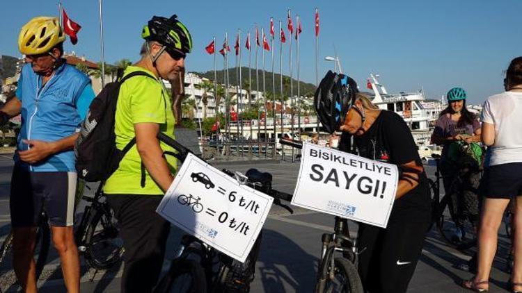 Bisikletçiler hakları için pedal çevirdi