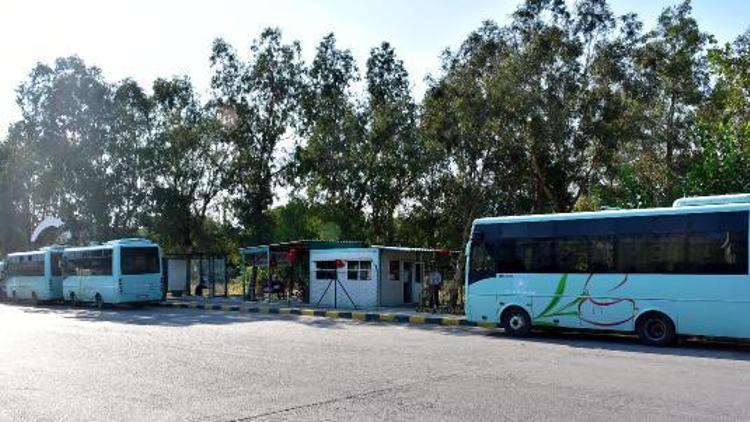 Halk otobüsündeki hırsızlık kamerada