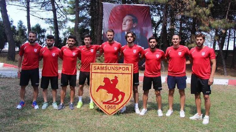 Samsunspor 9 futbolcu ile sözleşme imzaladı