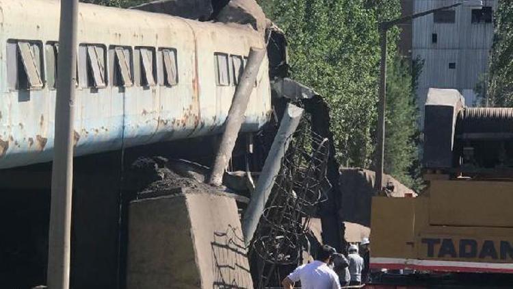 Termik santralde kömür sevk kanalı çöktü: 11 işçi yaralı