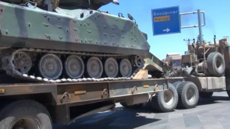 Suriyeye askeri araç sevkiyatı sürüyor