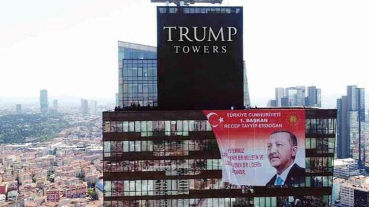 Trump kulelerinde Erdoğan pankartı