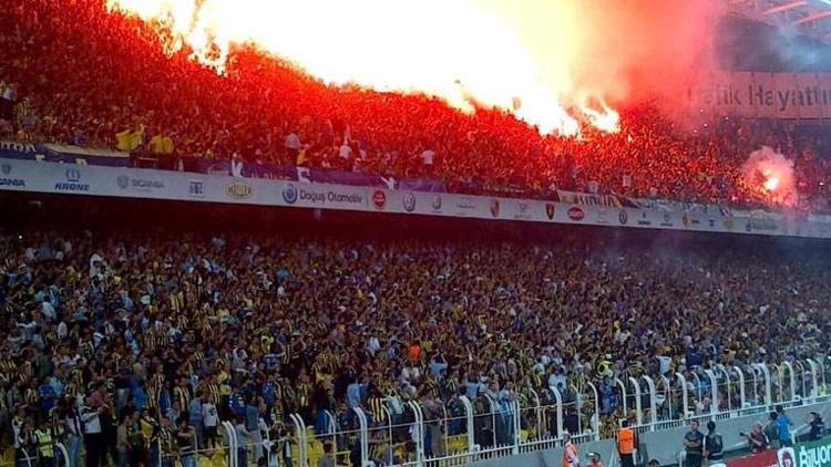 Fenerbahçe, taraftarının önüne çıkıyor
