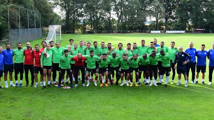 Atiker Konyaspor’un Hollanda kampı başladı