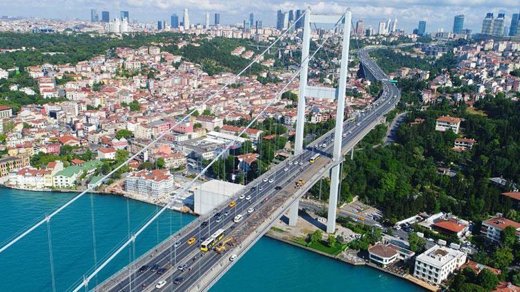 Köprüde 645 hayat kurtardılar